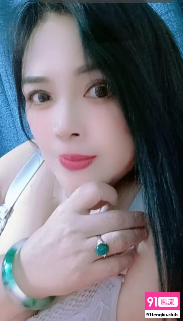 大奶子熟女
